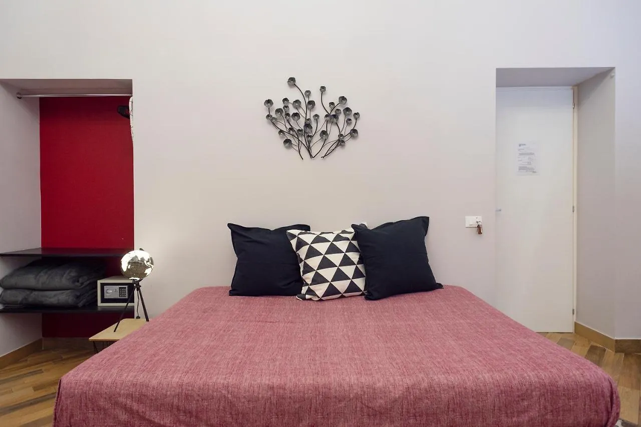 Tredici Boutique Rooms Νάπολη 0*,